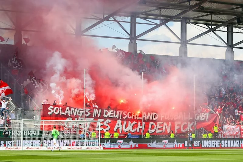 Kaiserslautern football fans